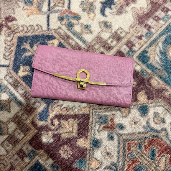 • FERRAGAMO • Gancini Lock Wallet Violet Purple Card Holder Gold - Picture 2 of 6